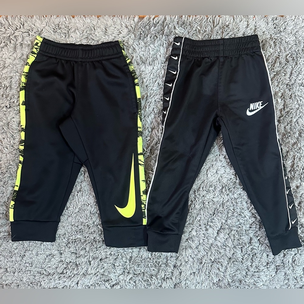 NIKE | Toddler Boy’s 2T Sweatpants